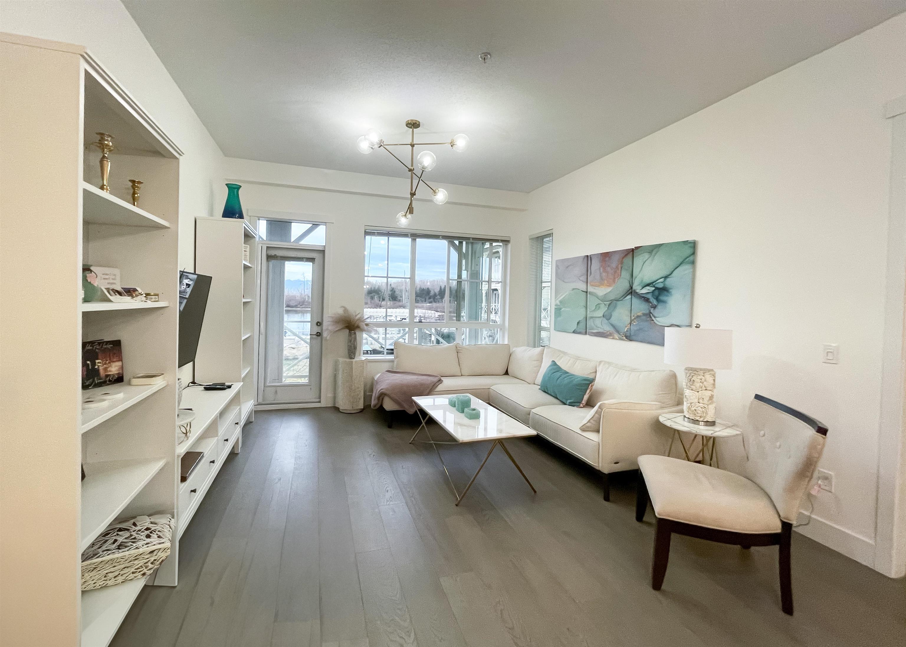 213 5535 ADMIRAL WAY, Ladner Hampton Cove Real Estate